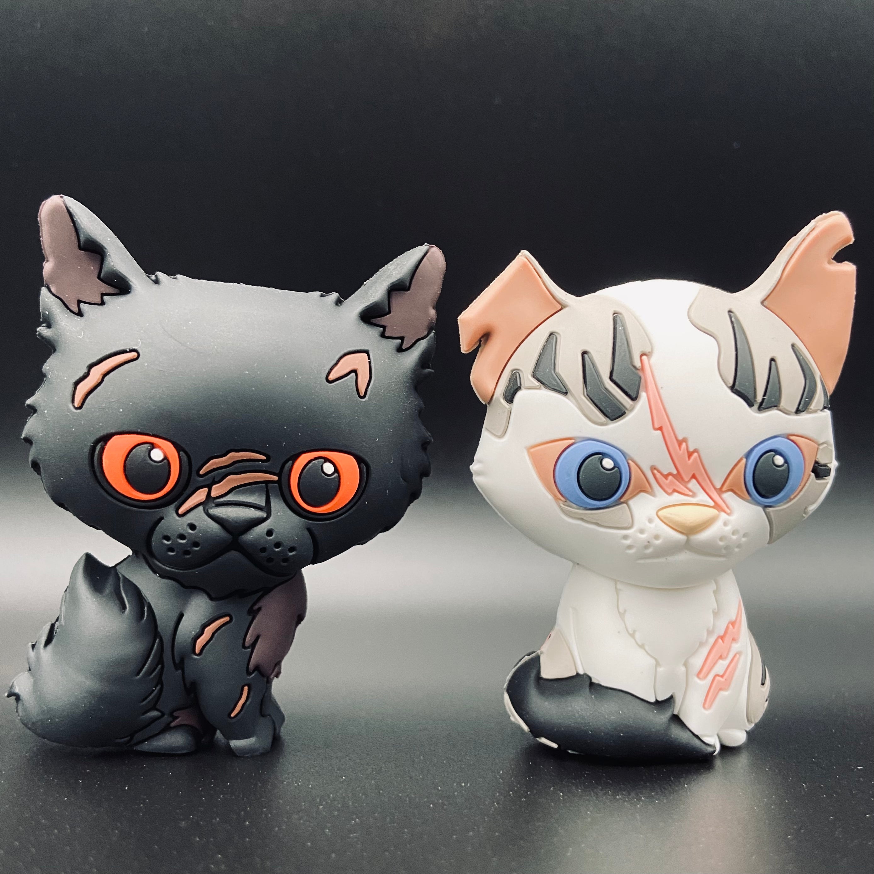 Yellowfang & Ivypool - Mini Collector Figures (Series 3)